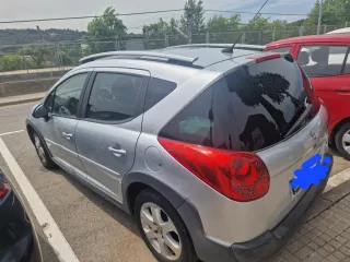 Peugeot 207 SW 2008