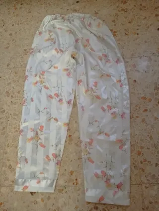 Pijama Satén Raso Flores Talla L