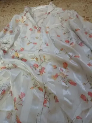 Pijama Satén Raso Flores Talla L