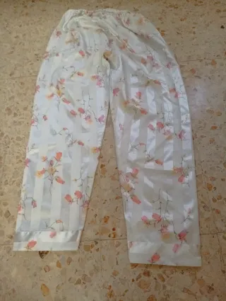 Pijama Satén Raso Flores Talla L