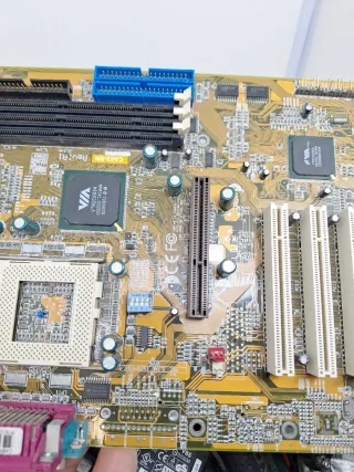 Placa Base VIA Antigua