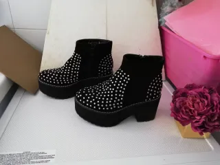 Botines plataforma negros