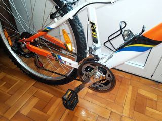 Bicicleta MTB 26" juvenil - Rueda trasera nueva