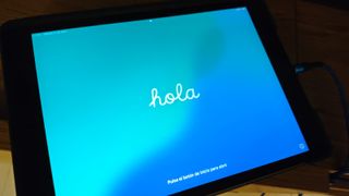 Apple iPad A2197 nuevo con pencil funda teclado