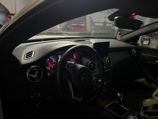 Mercedes-Benz Clase CLA 2015