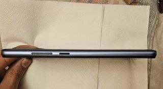 Teléfono móvil negro