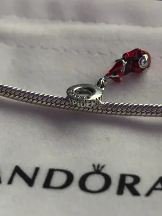Charm Pandora Spiderman Rojo
