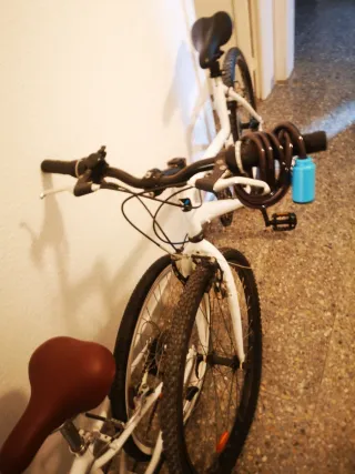 Bicicleta Paseo Decathlon Blanca