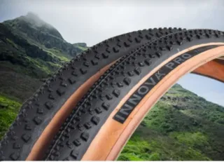 2 neumáticos bicicleta gravel o ciclocros INNOVA