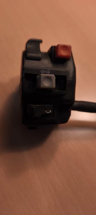 Interruptor intermitentes Ducati Monster