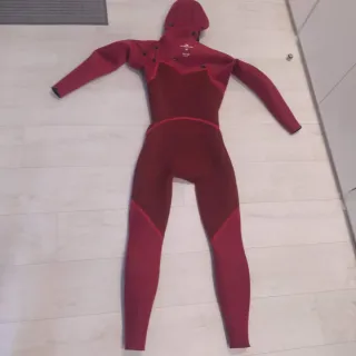 Neopreno Quiksilver 4/3 con gorro M