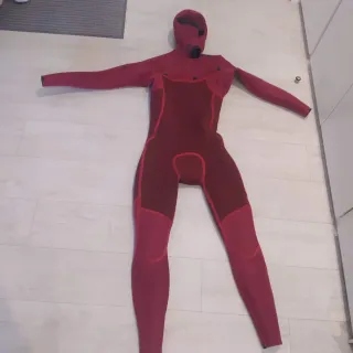 Neopreno Quiksilver 4/3 con gorro M