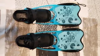 Aletas de piscina azules