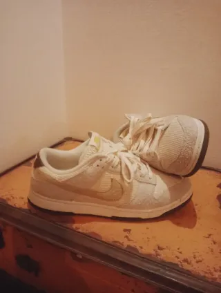 Nike Dunk Beige/Oro Tg 42.5