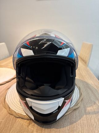 Casco de moto integral