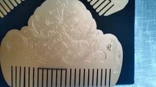 Peinetas doradas saldo