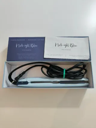 Plancha de pelo profesional azul y blanca