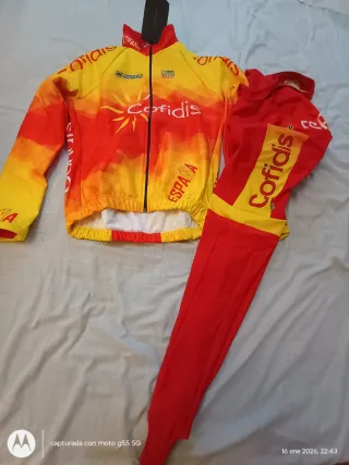 Chaqueta y culotte ciclismo España