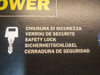 Portaesquís magnéticos para 2 pares de esquís