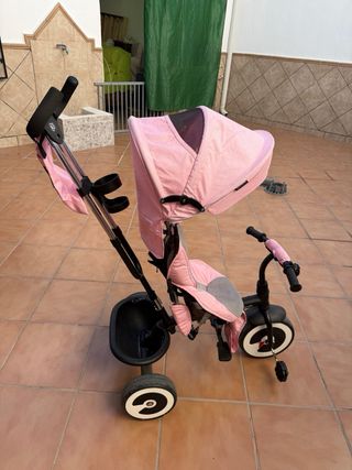 Triciclo rosa para bebé