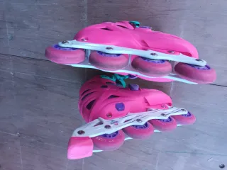 Patines en línea rosas para niños