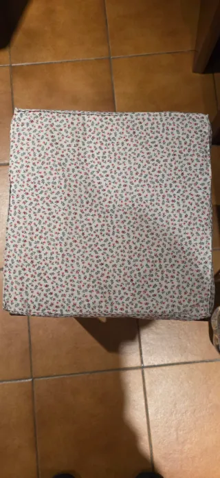 Cortinas de cocina con bordados en relieve