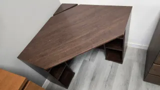 Escritorio esquinero de madera