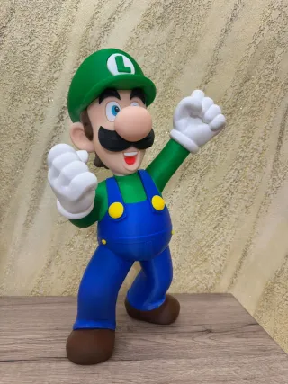 Statua Luigi Super Mario