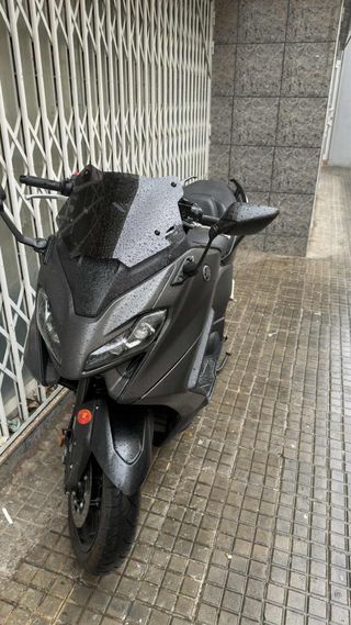 Yamaha TMAX 500cc Maxiscooter Automática