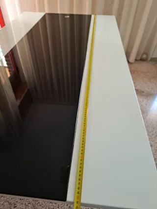 Mesa de comedor moderna cristal y madera