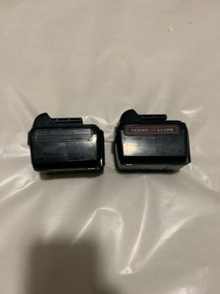 2 Baterías 21V Li-ion de atornillador electrico