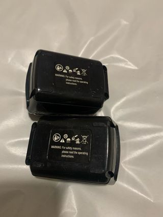 2 Baterías 21V Li-ion de atornillador electrico