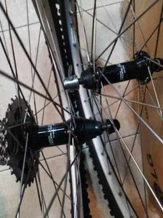 Pack Ruedas 26 Shimano Deore