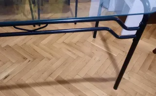 Mesa de centro cristal y metal. Sólo recoger.