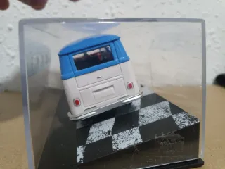 Replica giocattolo auto VW T1 in scala 1:43