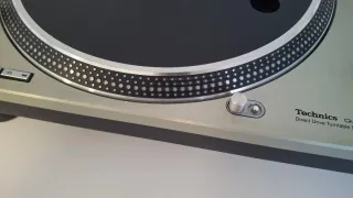 Technics SL-1200MK5
