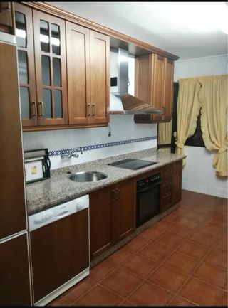 Mueble de cocina madera maciza