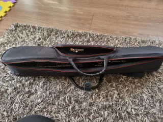 Fondello per strumenti musicali