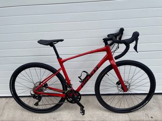 Giant Revolt 1 Talla ML