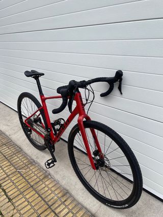 Giant Revolt 1 Talla ML