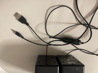 Altavoces Mars Gaming Negros y Rojos