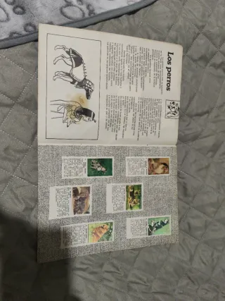 Álbum Cromos El Mundo Animales 3D Vintage