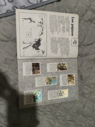 Álbum Cromos El Mundo Animales 3D Vintage