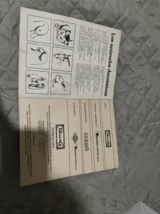 Álbum Cromos El Mundo Animales 3D Vintage