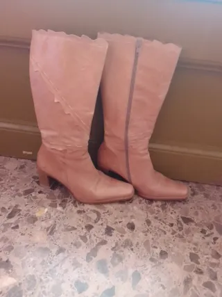 Botas altas de cuero Tel 600698900