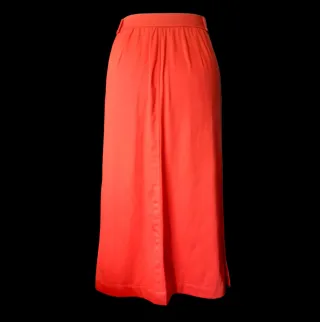 Falda Midi Yves Saint Laurent Roja Talla S