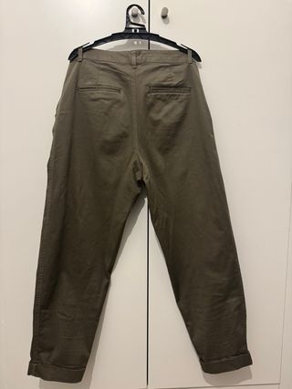 Pantalones chinos Zara verde oliva