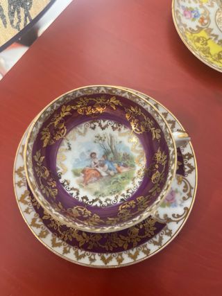 Juego 5 Tazas Porcelana Antiguas con Platillos