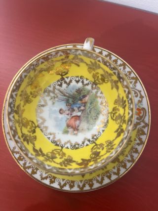 Juego 5 Tazas Porcelana Antiguas con Platillos