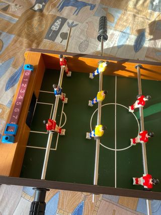 Futbolín infantil de mesa